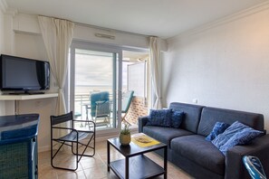 TV - Les Goélands - Vue mer à moins d'1 Km de la plage (Bray-Dunes)