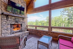 Interior - 5 ALL KING BRs-Bridesmaid Spa & Glam Suite, Sauna, Chef, 10+ Acres 3 mi. Helen (Sautee Nacoochee)