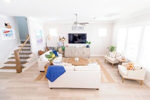 تلفزيون ذكي