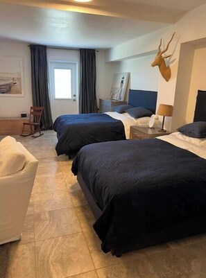 5 quartos, ferros/tábuas de passar roupa, Wi-Fi de cortesia