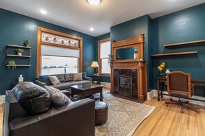 Interior - Harris House (Duluth)