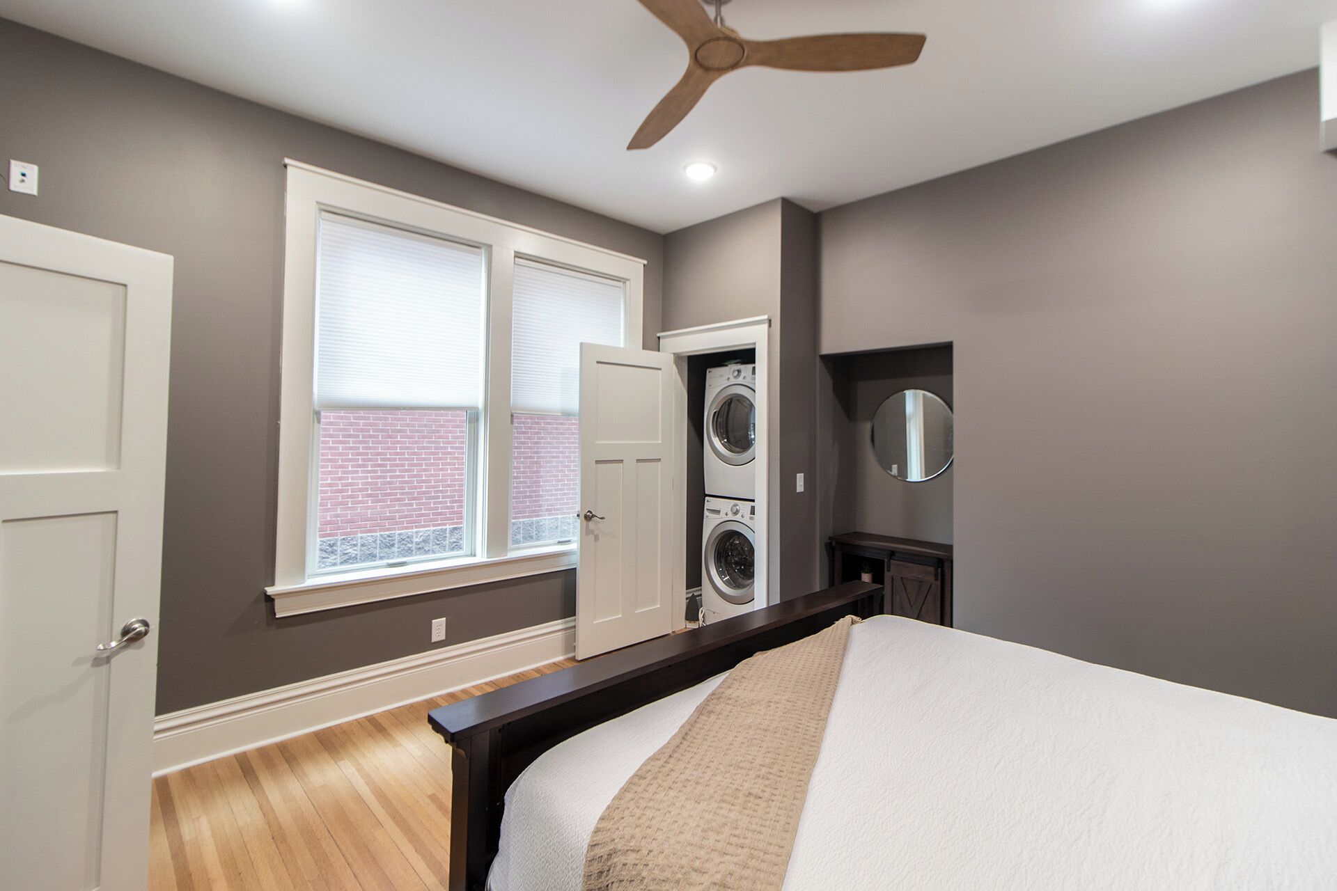 One Bedroom Apartment Unit 1 | Premium bedding, pillowtop beds, iron/ironing board, free WiFi