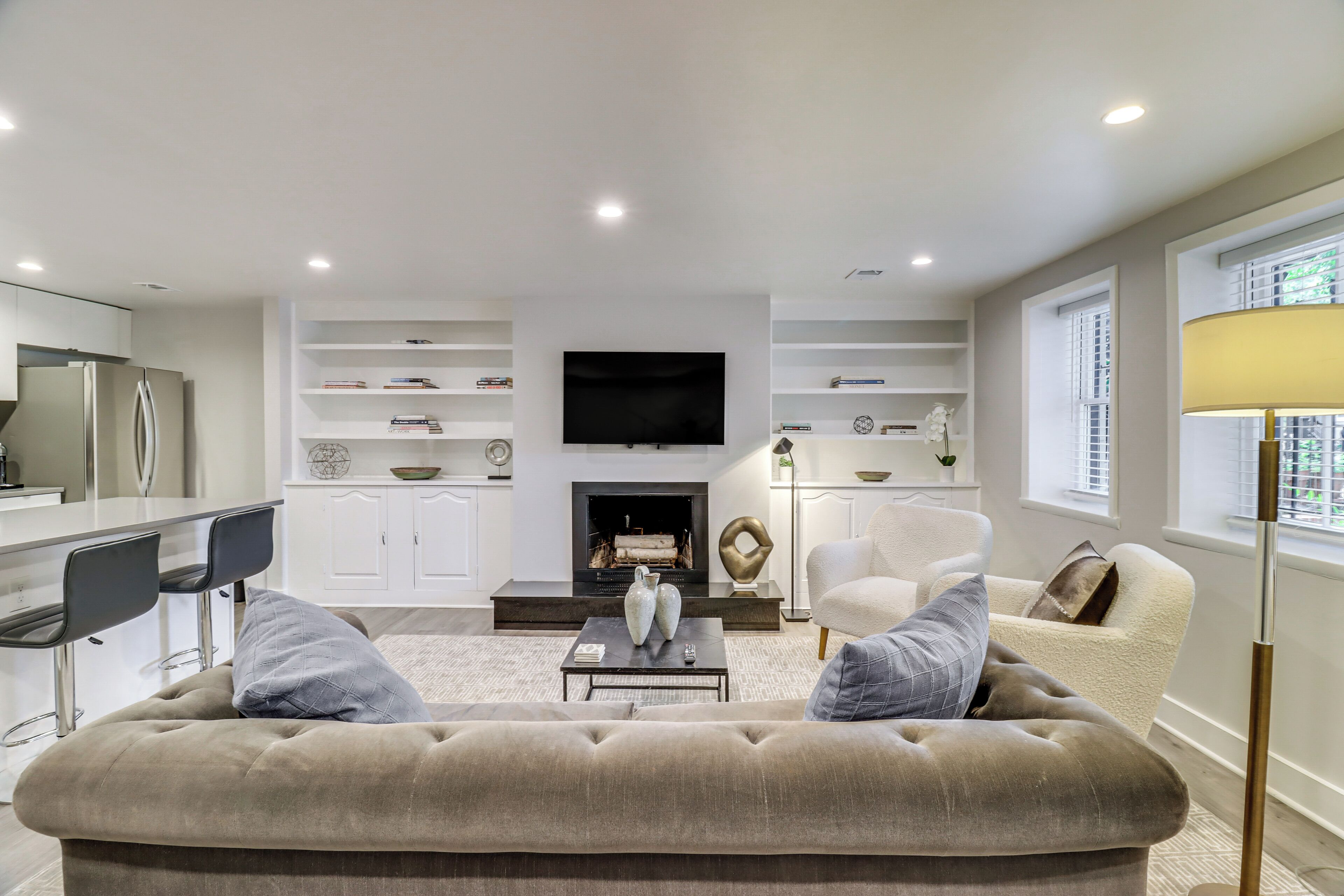 Modern & Central Apartment in the Heart of DC!