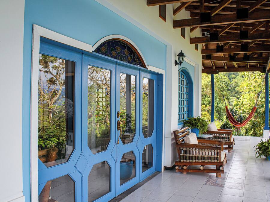 Fachada de la propiedad