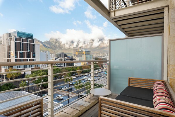Property grounds - Elegant 1 Bedroom Loft - Soho on Rose (Cape Town)