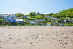 Beach nearby - Bern Cottage, Tresaith (Tresaith)
