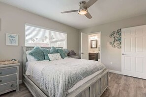 4 bedrooms, iron/ironing board, travel cot, free WiFi