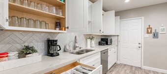 Minutes to Old Town pool games