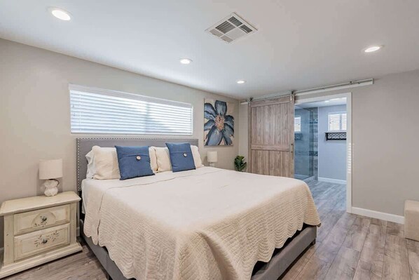4 bedrooms, iron/ironing board, travel cot, free WiFi