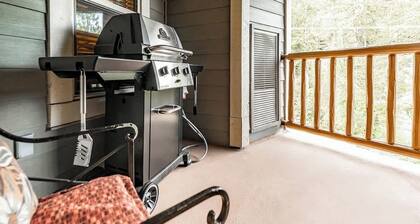 Near Tails and Downtown | BBQ & Heated Parking