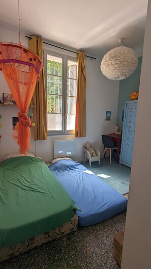 4 chambres, Wi-Fi, draps fournis