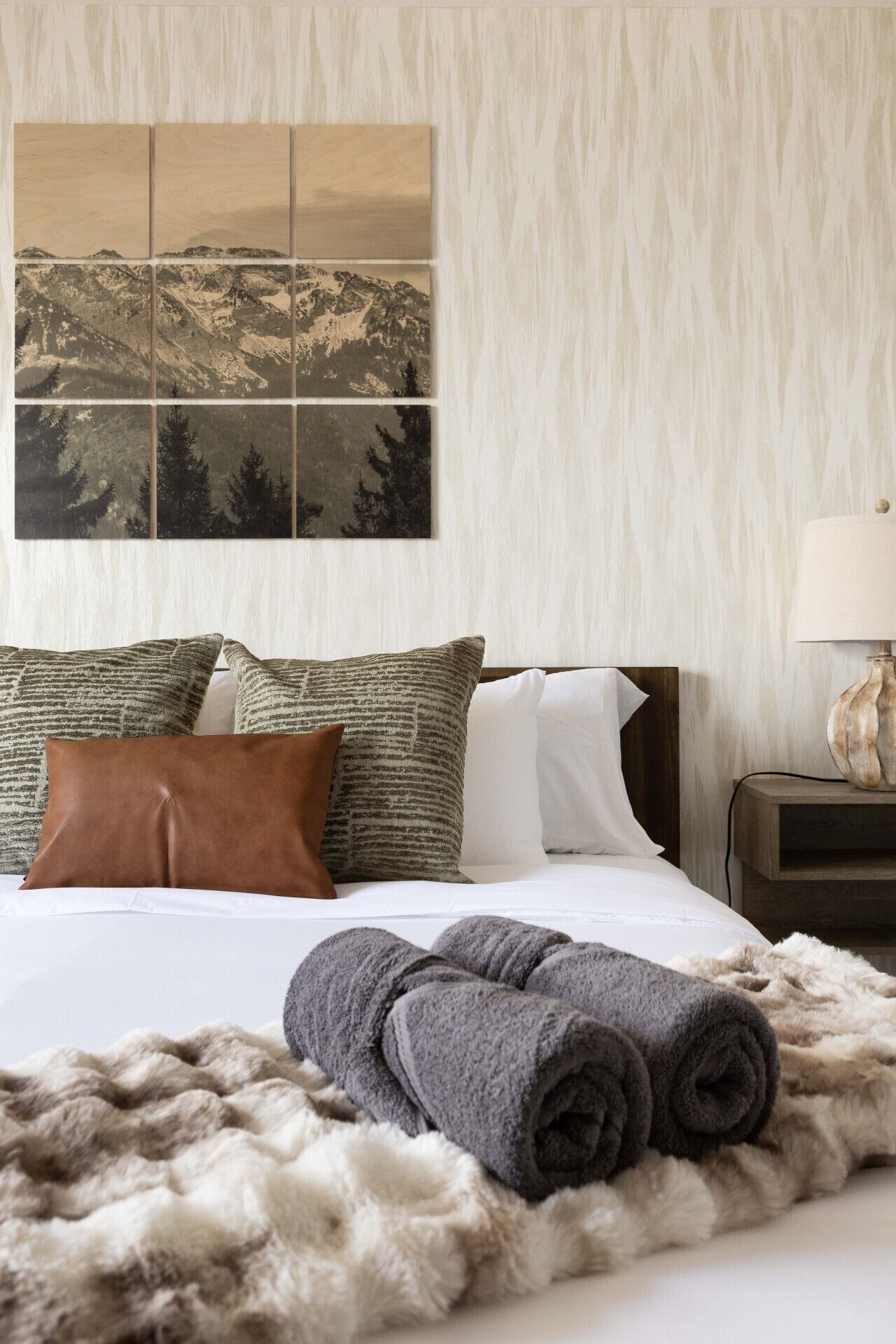 3 soverom, skrivebord, strykejern/-brett og wi-fi (inkludert)