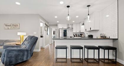 The Beaver Den | Penthouse W/Game Room