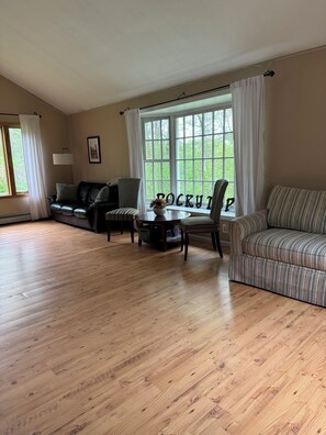 Smart TV, DVD player, books, video library