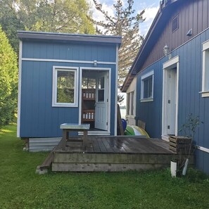 Terrace/patio - Little Lake Cottage (cra)