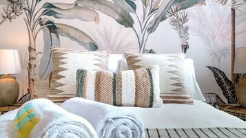 2 dormitorios, tabla de planchar con plancha, wifi gratis y ropa de cama