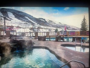 Piscine extérieure, piscine chauffée