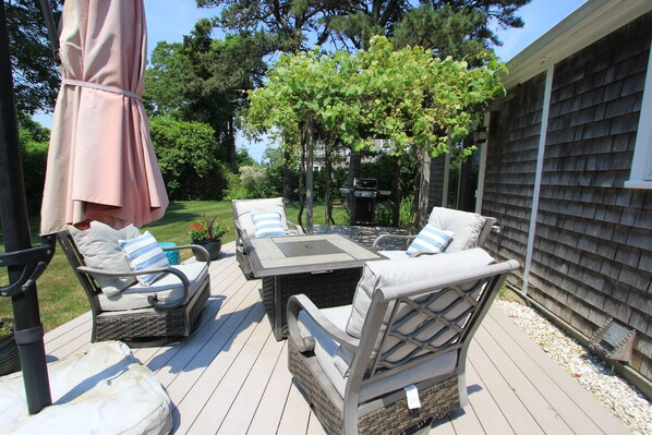 Terrace/patio - 39 Wing Blvd W - Private beach access! (Sandwich)
