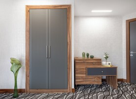 Desk, laptop workspace, free WiFi, bed sheets