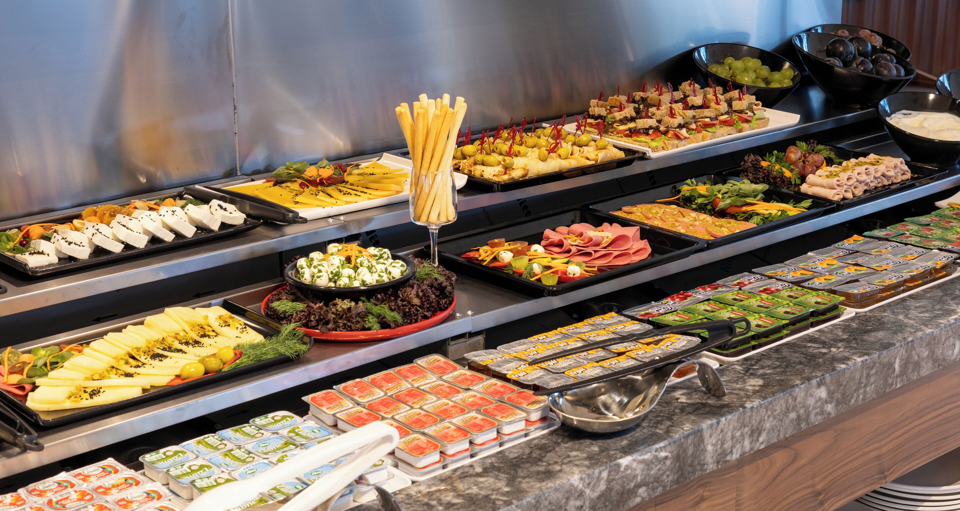 Photo - Lilium Hotel & Suites