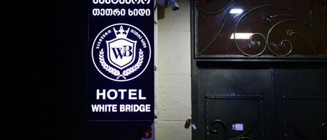 Fachada da propriedade