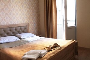 Standard Double or Twin Room | In-room safe, blackout drapes, soundproofing, iron/ironing board - Hotel WB (Kutaisi)