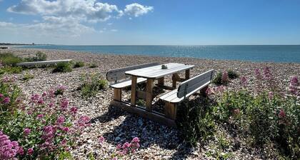 1 bedroom accommodation in Pagham near Bognor Regis