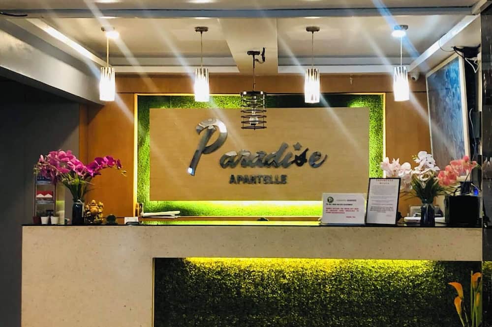 Paradise Hotel