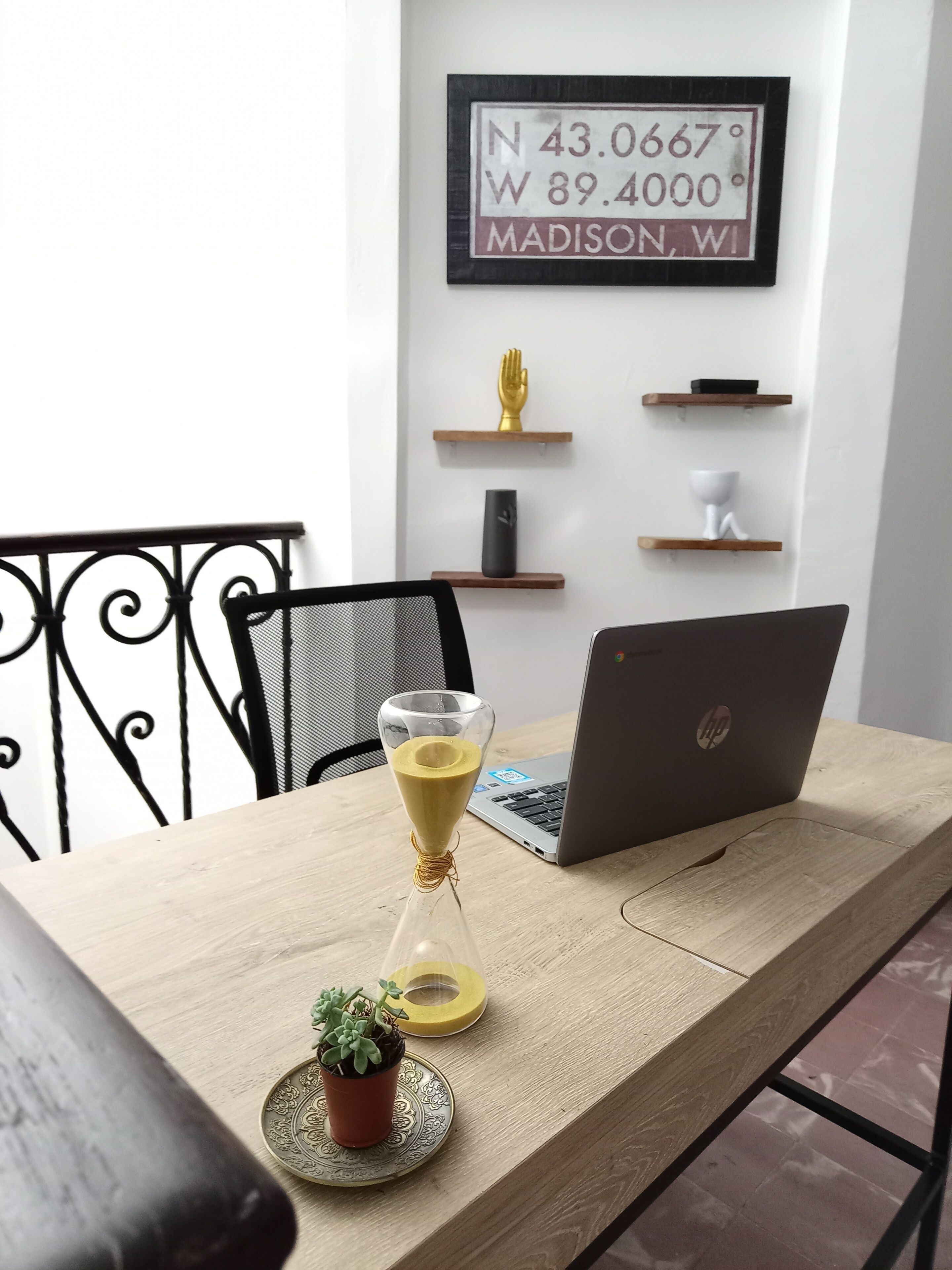 المنطقة المحيطة بالمنشأة