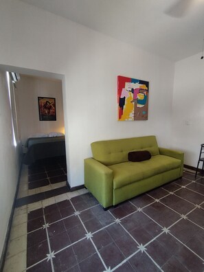 Business Double Room, Non Smoking, Ground Floor | Living area