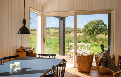 4 bedroom nice home in Ebeltoft