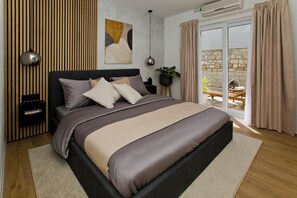 1 chambre, fer et planche à repasser, accès au Wi-Fi (inclus)