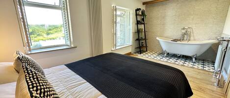 1 bedroom, iron/ironing board, internet