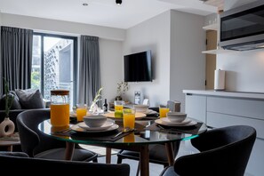 Deluxe Apartment | Dining room - Capitalia Hipodromo Condesa (Mexico City)