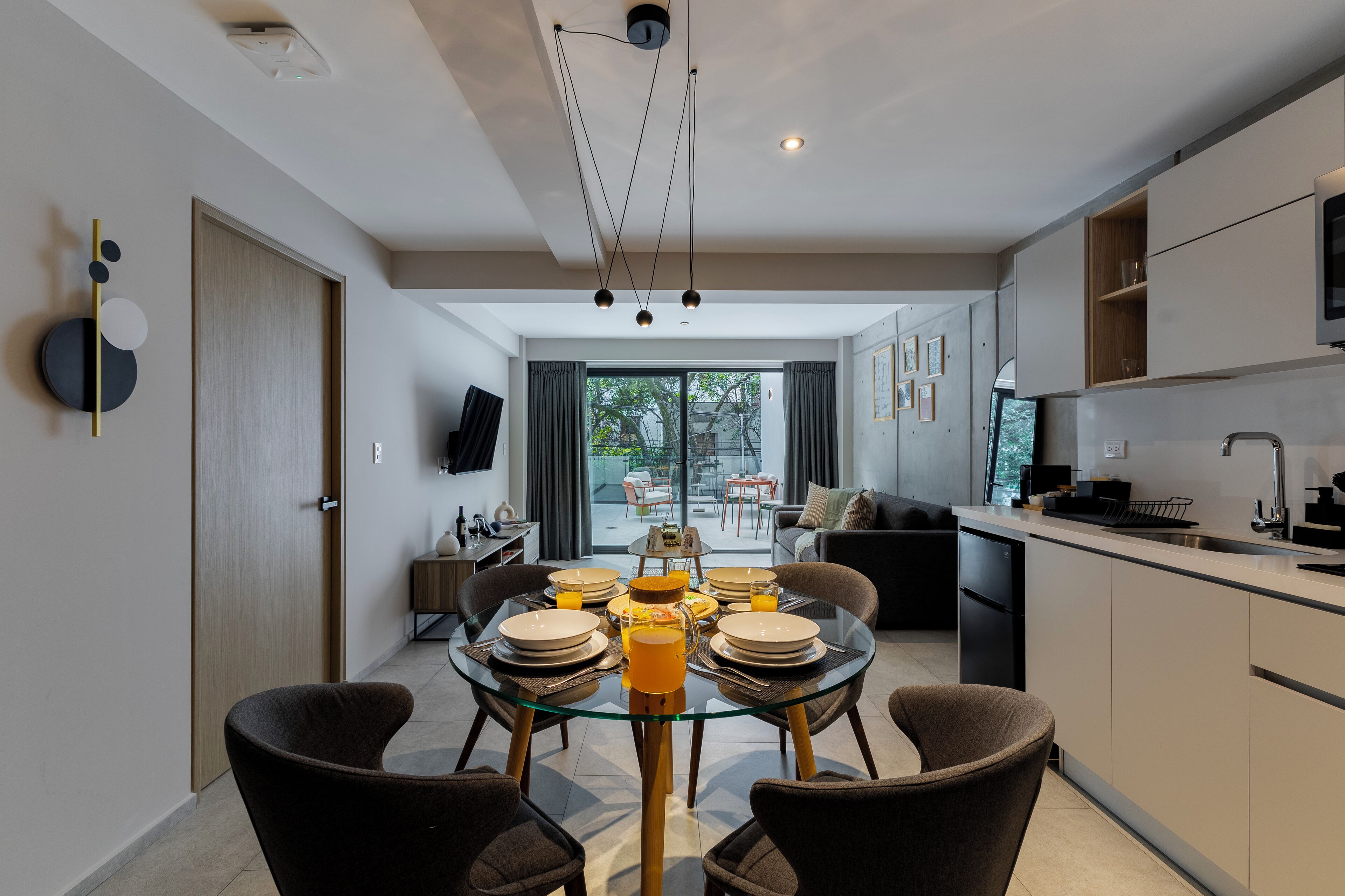 Luxury Apartment, Terrace, City View | Dining room