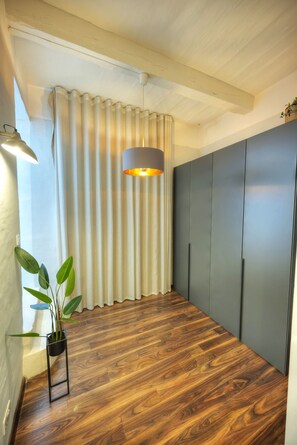 Interior - Traditional townhouse, terrace near Valletta WENG1-1 (Floriana)