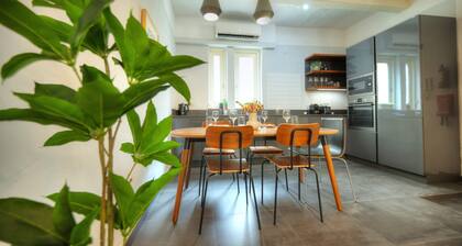 Traditional townhouse, terrace near Valletta WENG1-1