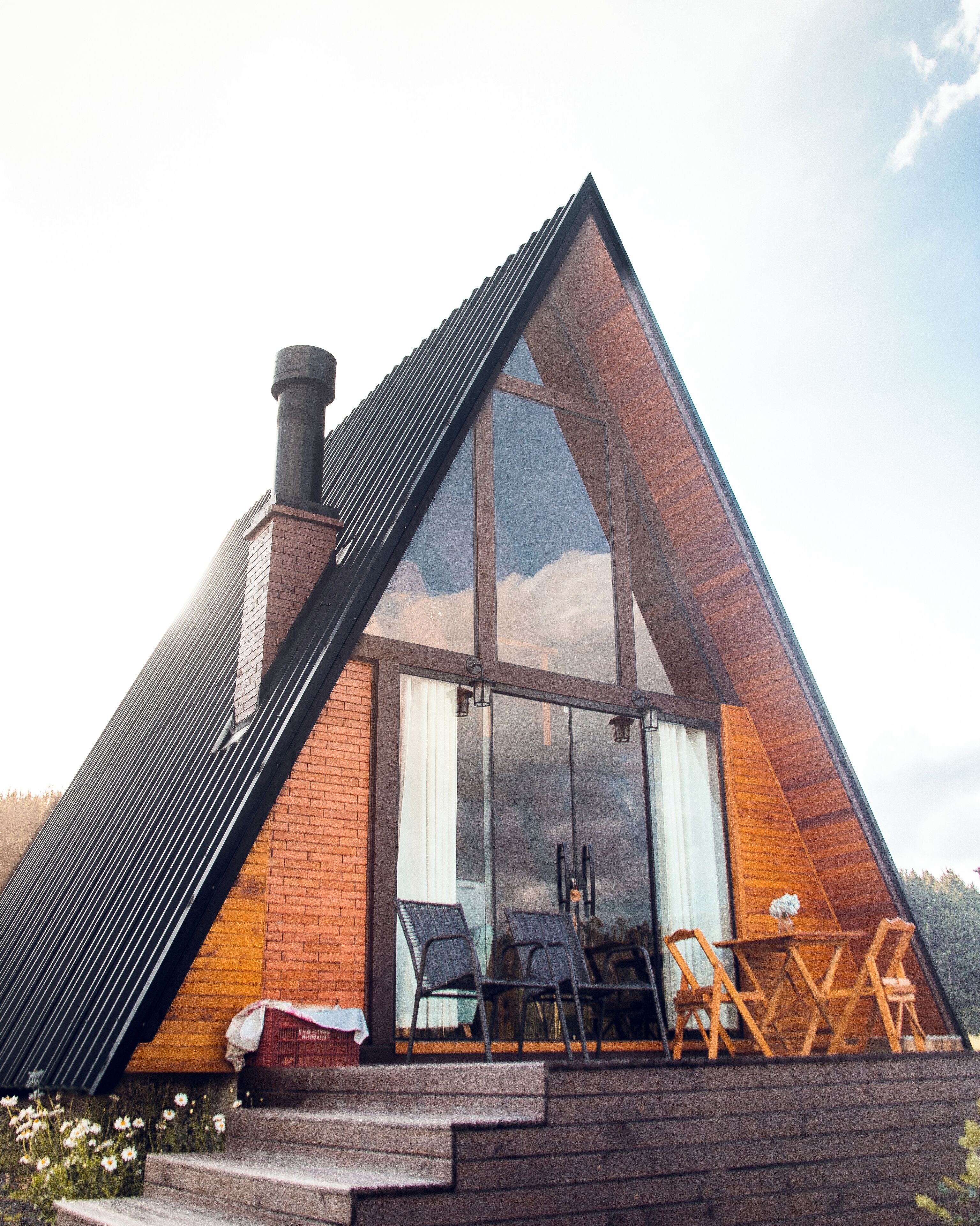 Premium bedding, desk, laptop workspace, free WiFi