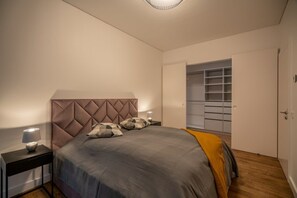 1 camera, ferro/asse da stiro, culla da viaggio, Wi-Fi