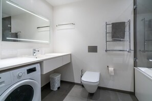 Regadera y secadora de cabello 