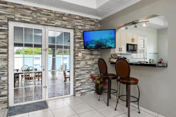 House - 2br2ba Home w Private Pool Close 2 Beach BBQ (Noord)