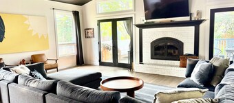 5 minutes from campus. Stunning large home in beautiful neighborhood.