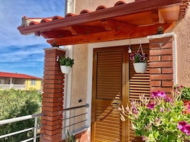 Suite familiar, 1 habitación, balcón, vistas a la ciudad | Balcón
