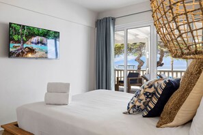 3 bedrooms - Secluded Beachfront Gem Pool Patio View BBQ (Savaneta)