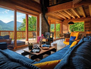 Fernseher, Kamin, Stereoanlage, Arbeitsbereiche