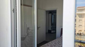 1 bedroom, soundproofing, free WiFi