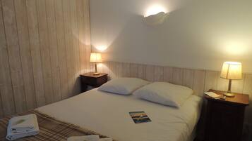 2 slaapkamers, een strijkplank/strijkijzer, wifi