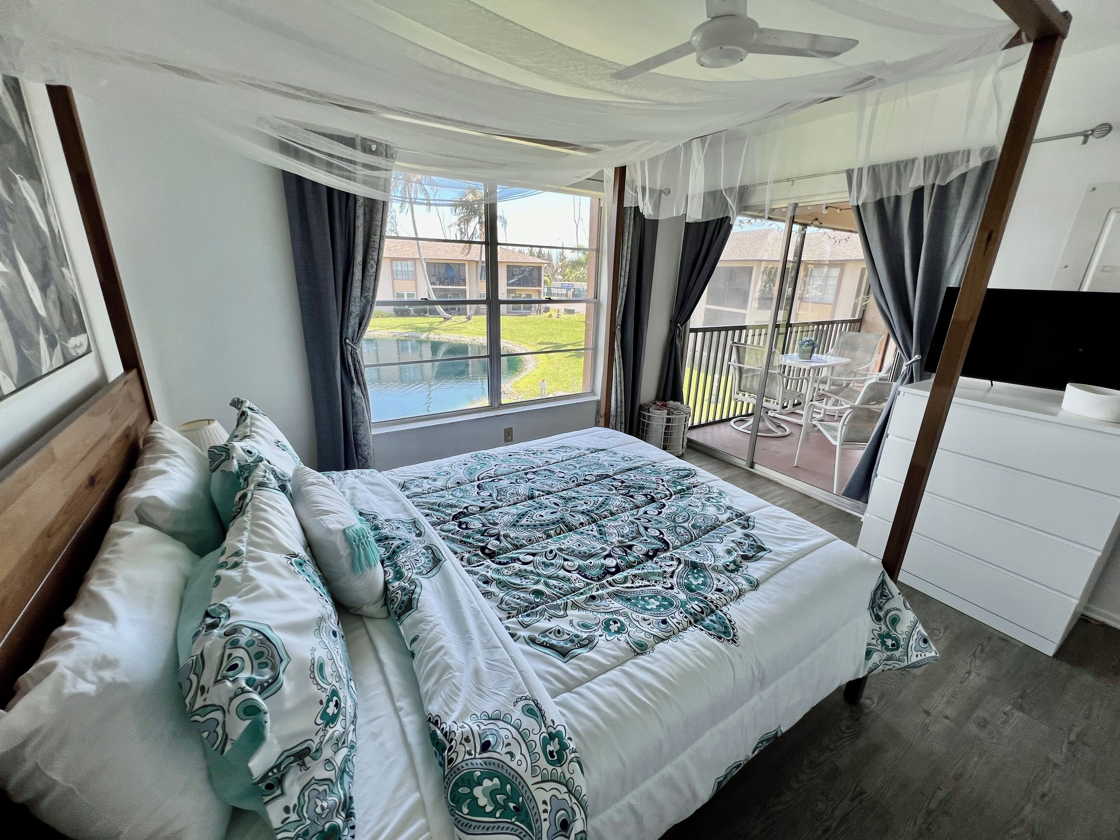 2 bedrooms, iron/ironing board, Internet, bed sheets