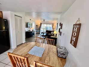 Interior - Condo Sanibel Sunsets: 2-Bedroom Condo, Moments from Beaches (Fort Myers)