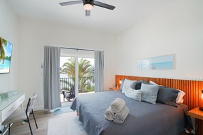 7 Schlafzimmer, Schreibtisch, Bügeleisen/Bügelbrett, kostenloses WLAN